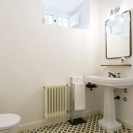Joivy Stunning 2br With Garden, By The Avenida Subway And Botanical Garden Of Apartment *