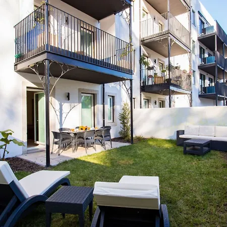 Joivy Stunning 2br With Garden, By The Avenida Subway And Botanical Garden Of Apartment