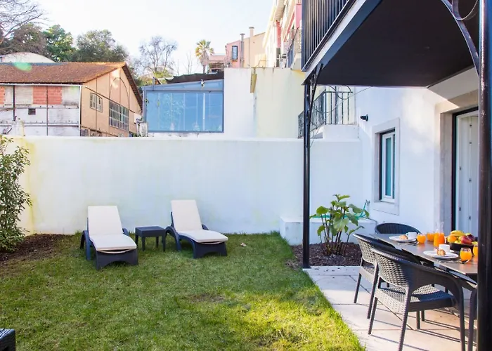 Guestready - Chic Near Botanical Garden Appartement Lisboa