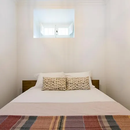 Guestready - Chic Near Botanical Garden * Lisboa
